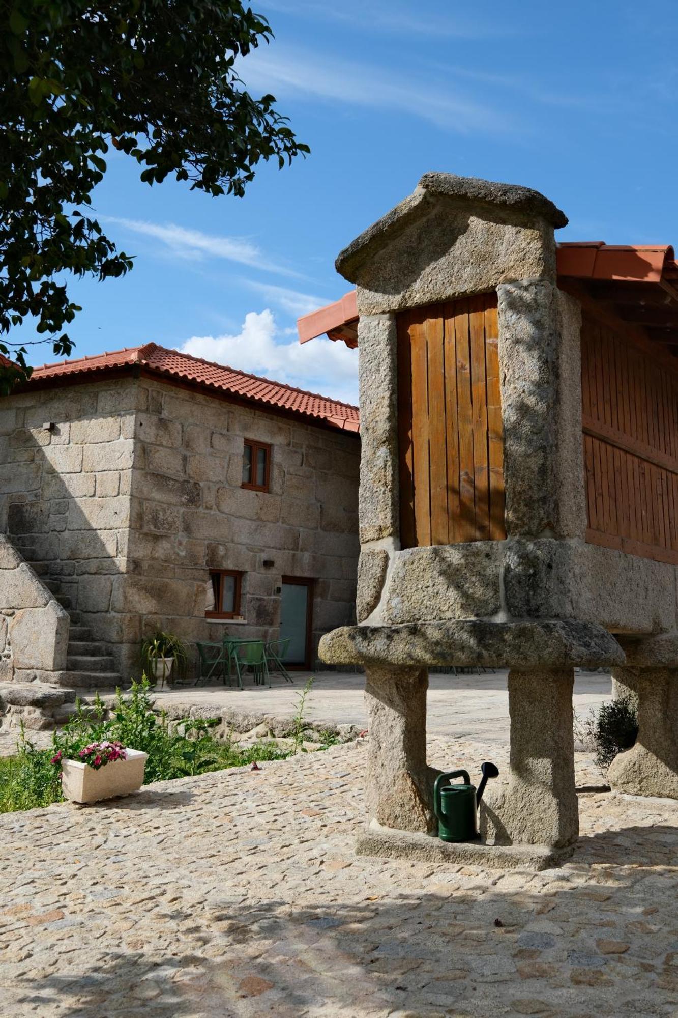 Jads Guesthouse Fafião Buitenkant foto